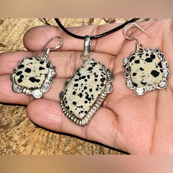 Dalmation Jasper Pendant & Earrings Set - Picture 1 of 8